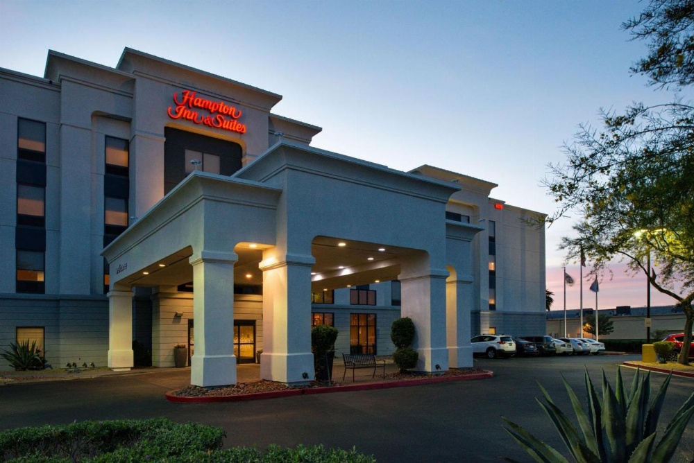 Hampton Inn By Hilton And Suites Las Vegas Airport Main image